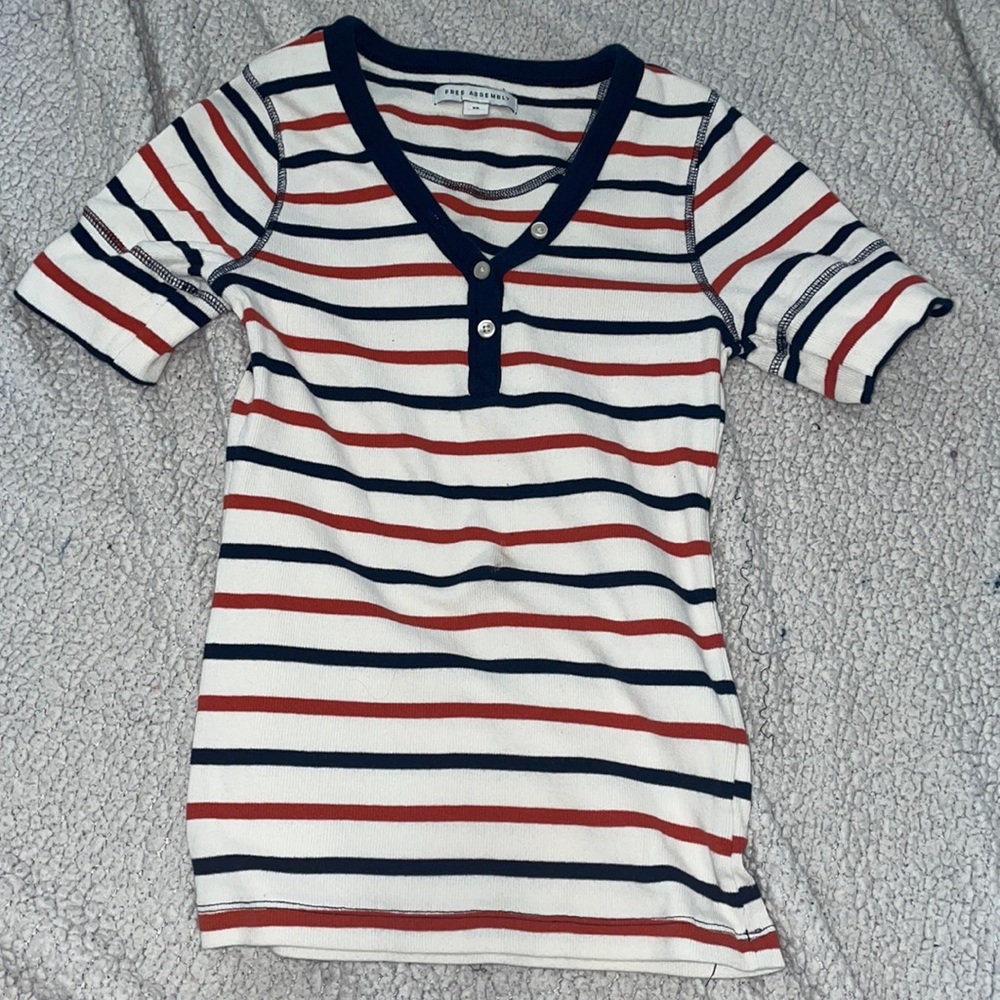 v neck